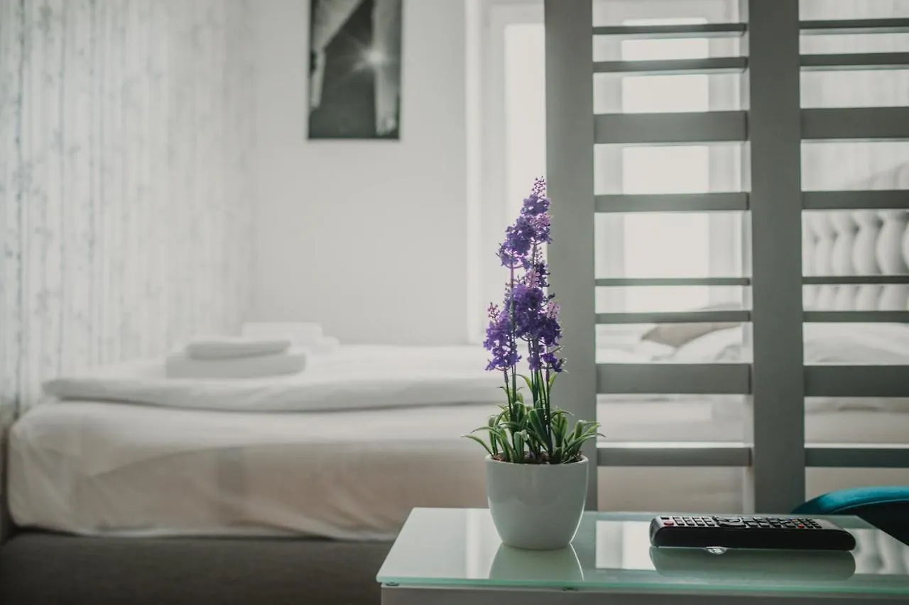 Zeus Design Apartments Wasserwelt Вена
